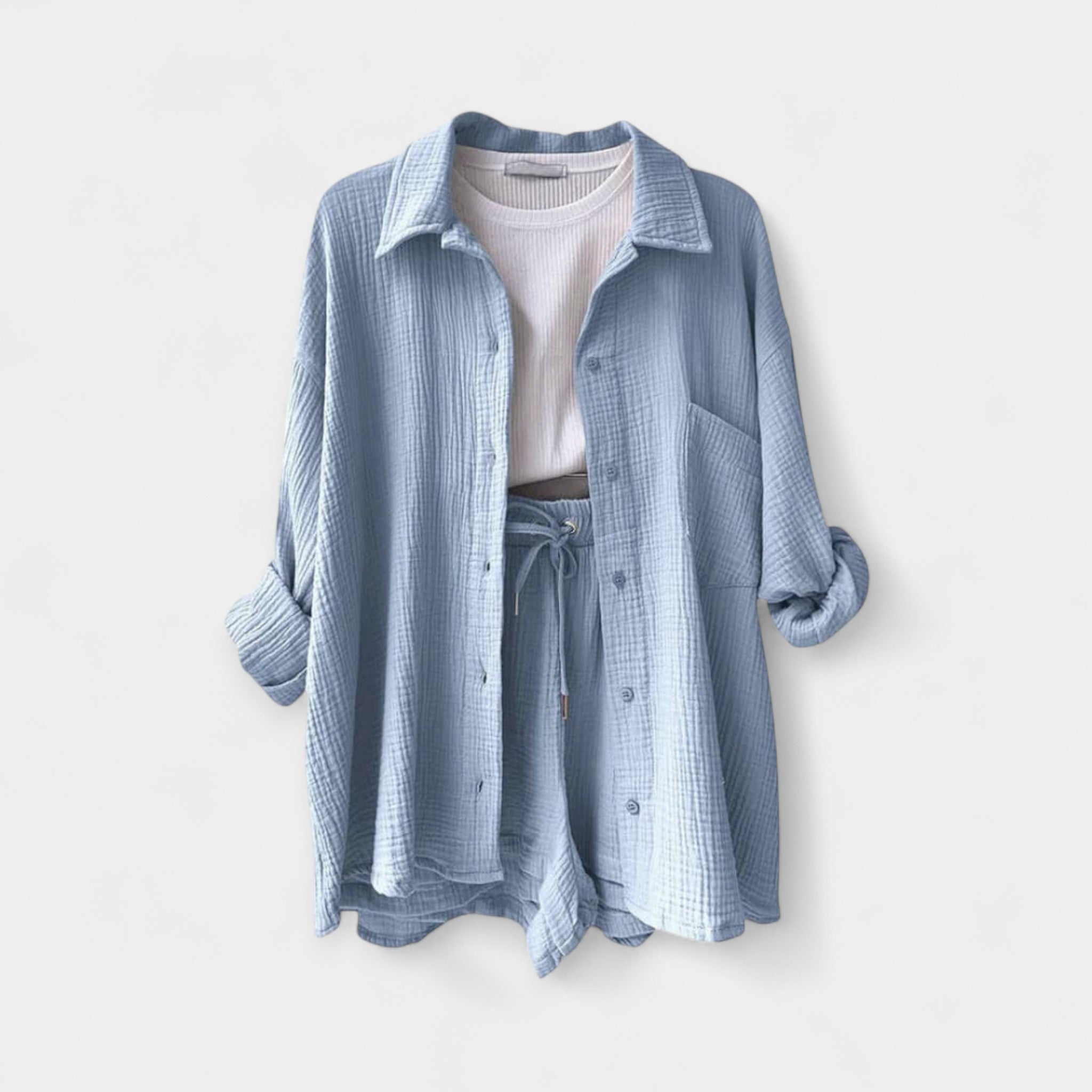 Poletni dvoslojni top s kratkimi hlačami