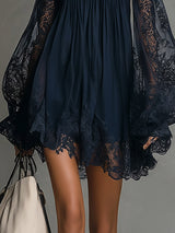 Nádia - Vestido mini com ombros à mostra e renda