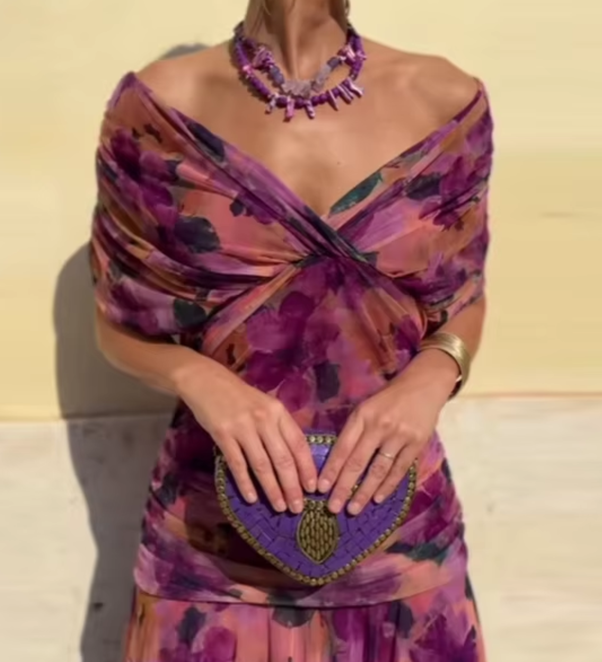 Luísa - Haljina s V-izrezom