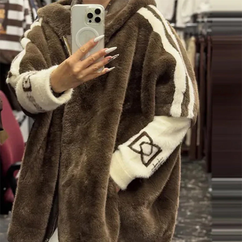 Ženska jakna s kapuco in zadrgo za prosti čas