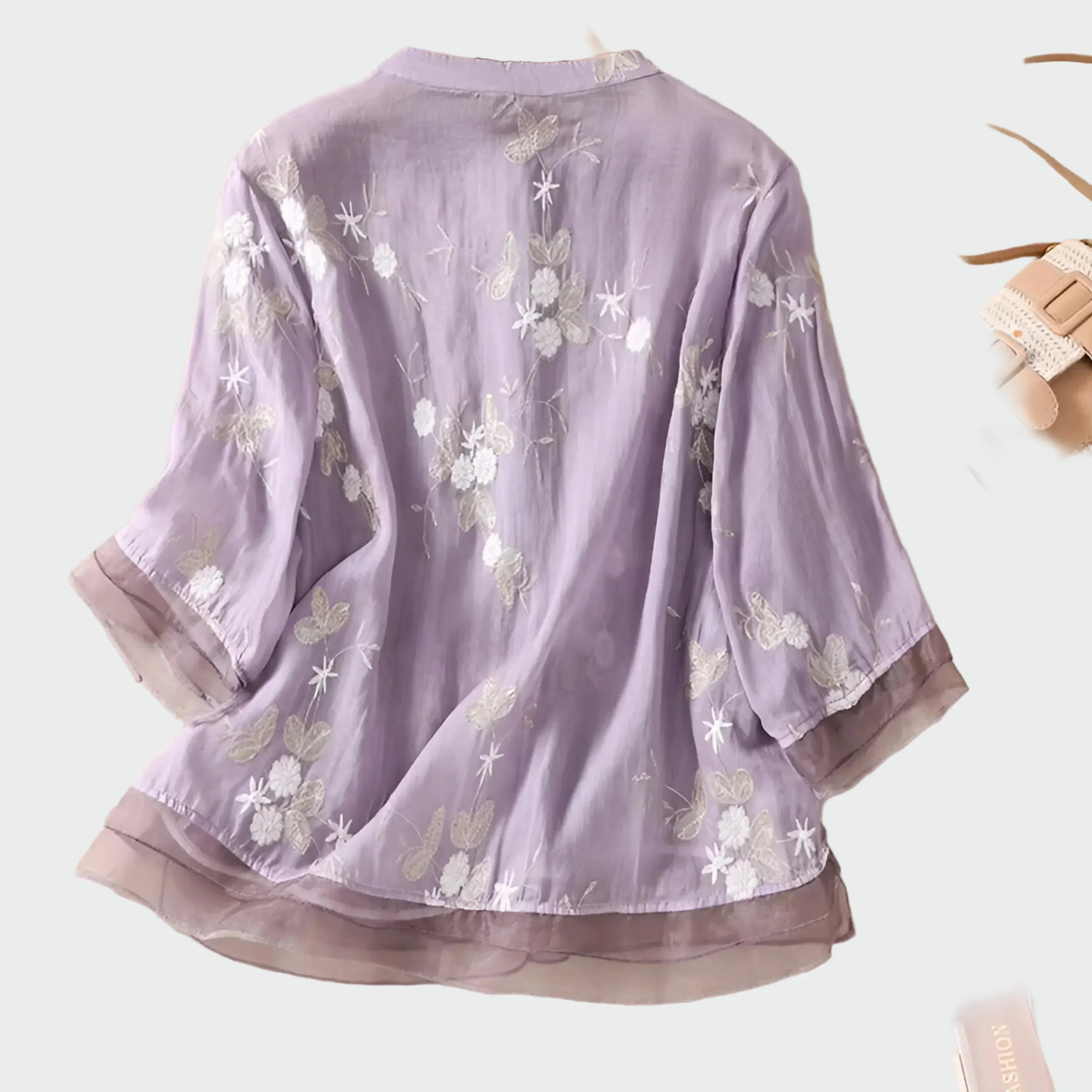 Majica iz bombaža z vezenimi cvetličnimi motivi