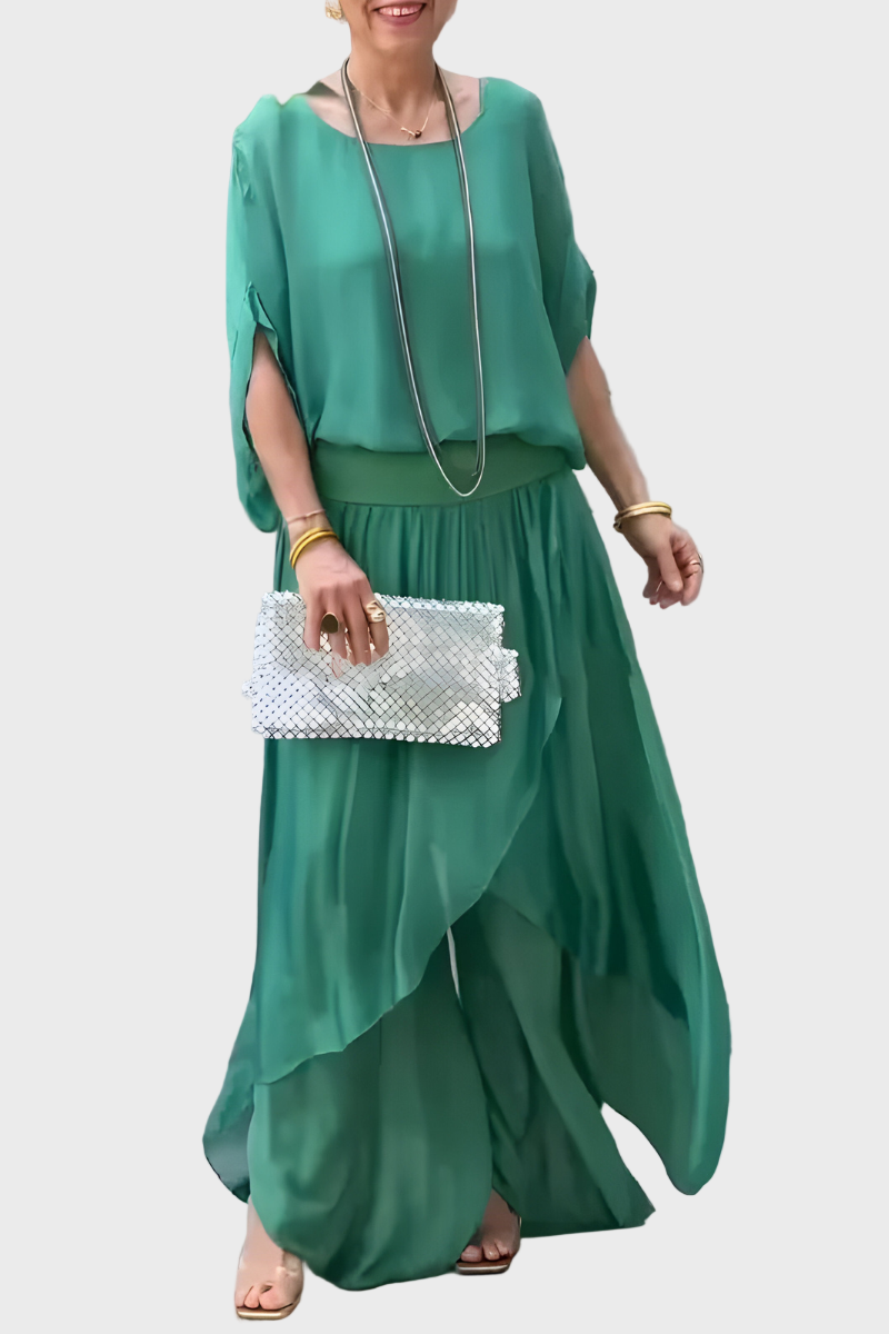 Šifon dvodelni komplet: široka bluzica in raztrgane hlače