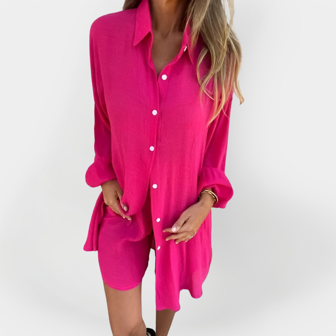 Poletna bluzka in kratke hlače