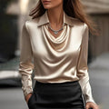 Inês - Blusa de Cetim Luxuosa com Decote Suave