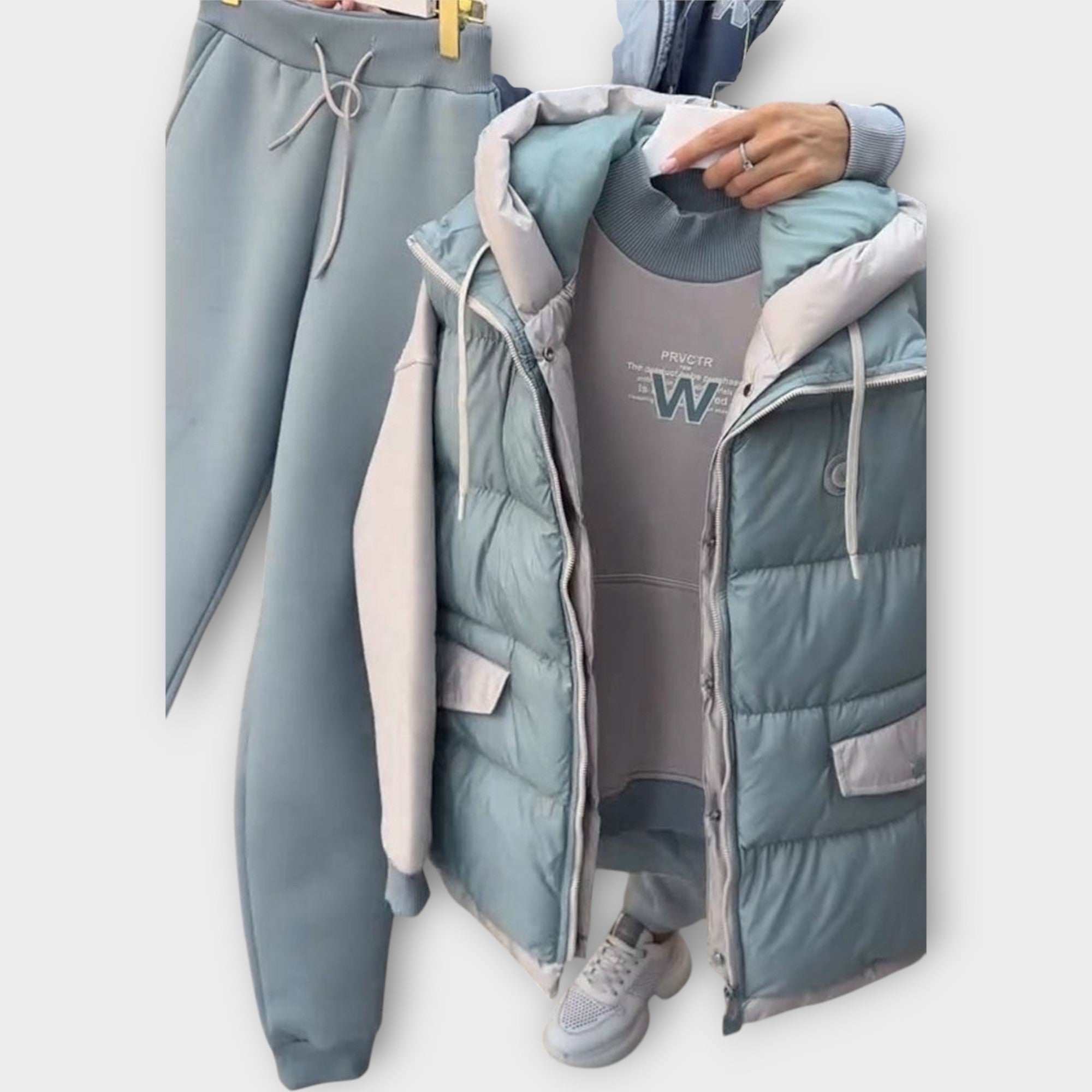 Prijeten 3-delni zimski komplet – Pulover s stojalom, brezrokavnik in hlače