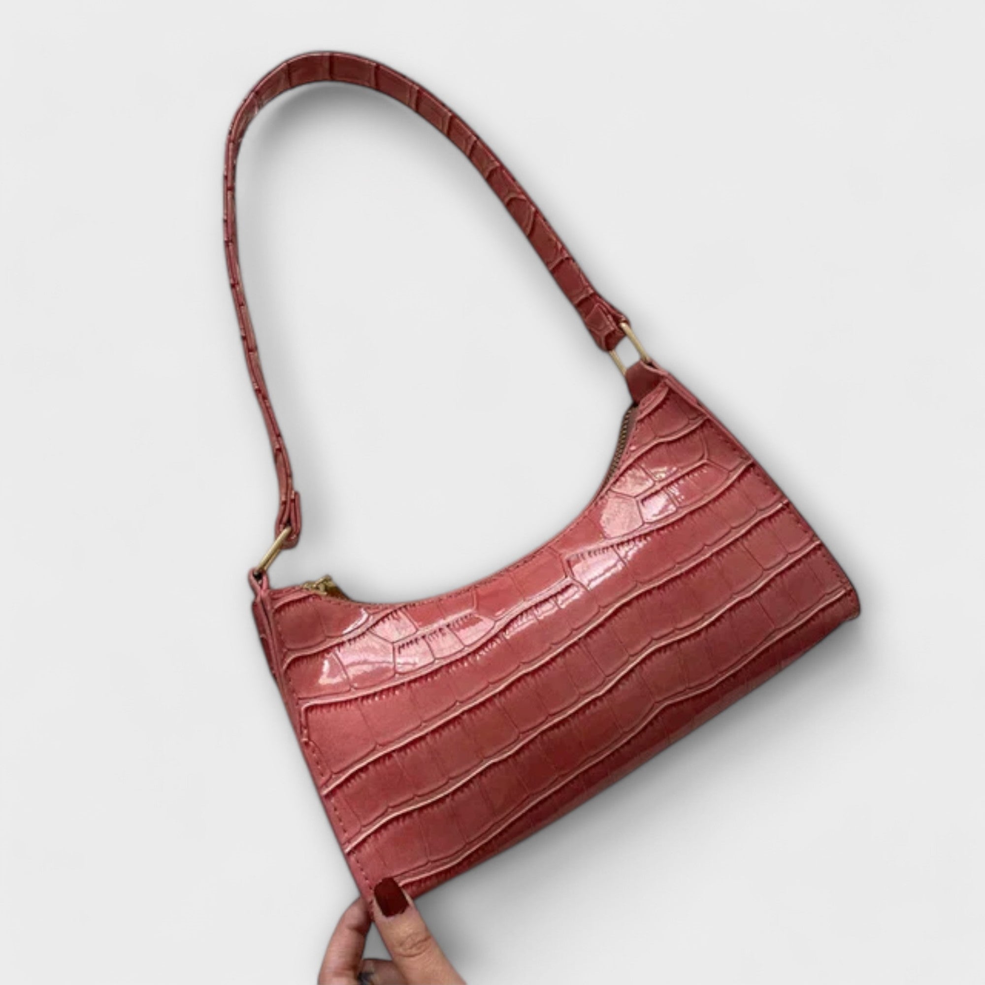 Bernarda - Elegantan Usnjeni Torba sa Sjajem