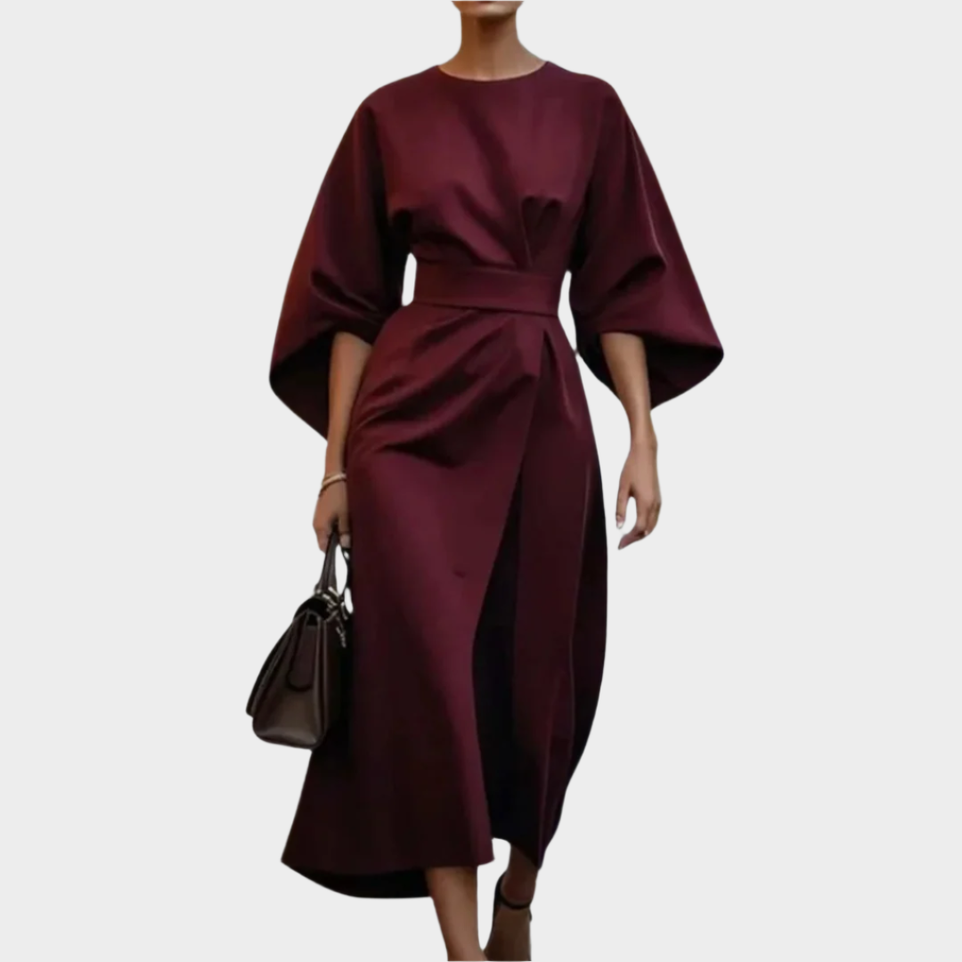 Elegantna minimalistična obleka s pasom in širokimi rokavi