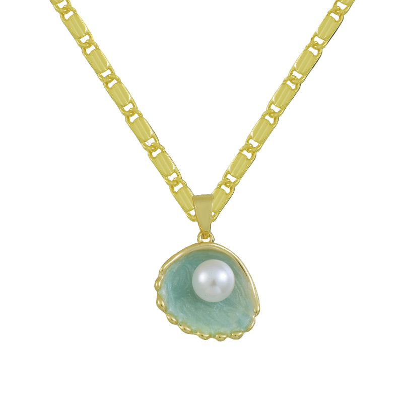 Necklace in Shell Shape
