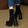 Olga - Botas com estilo moderno com o conforto da camurça