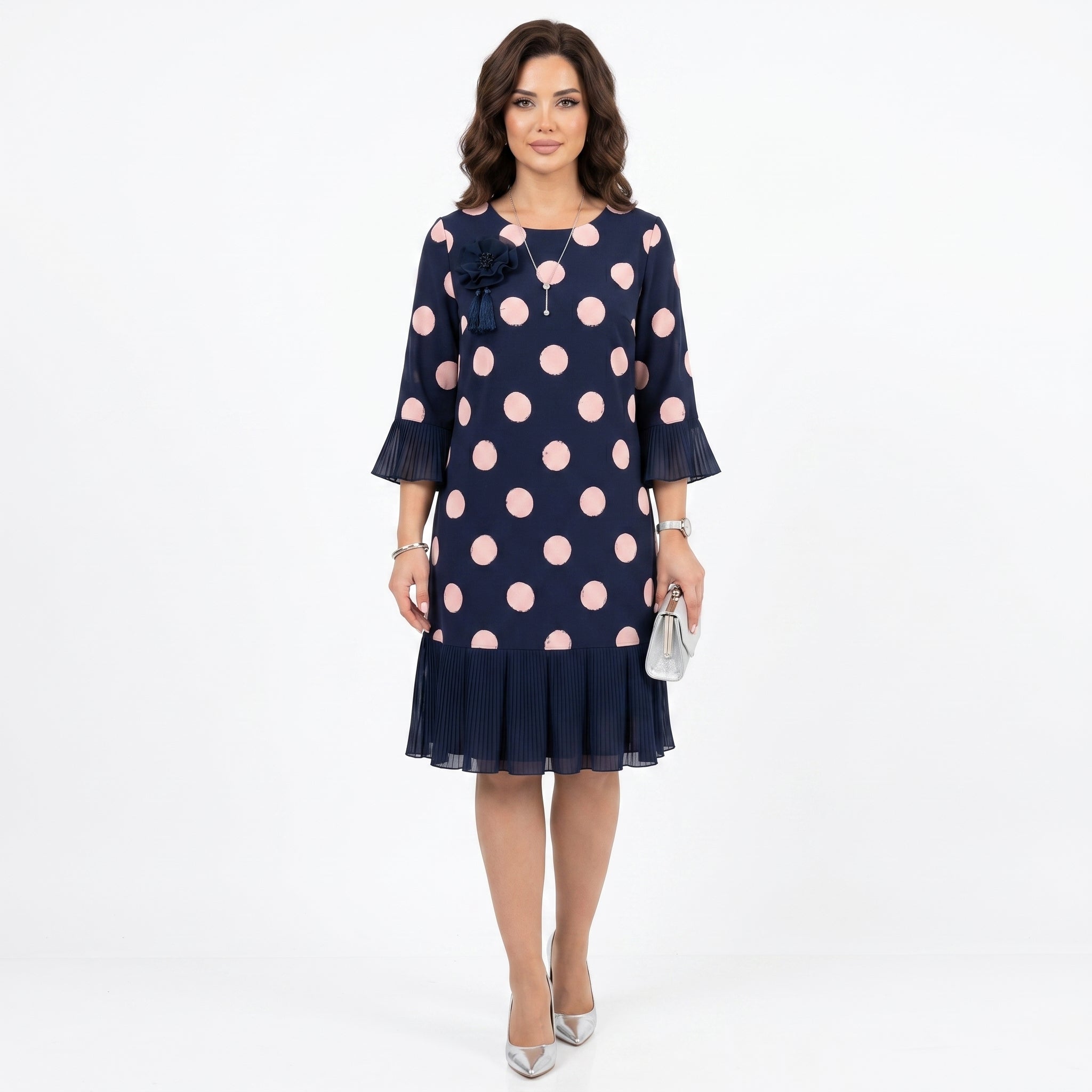 Clara - Vestido Azul Marinho às Bolinhas com Detalhe de Folhos