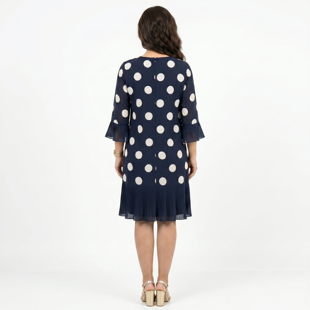 Clara - Vestido Azul Marinho às Bolinhas com Detalhe de Folhos
