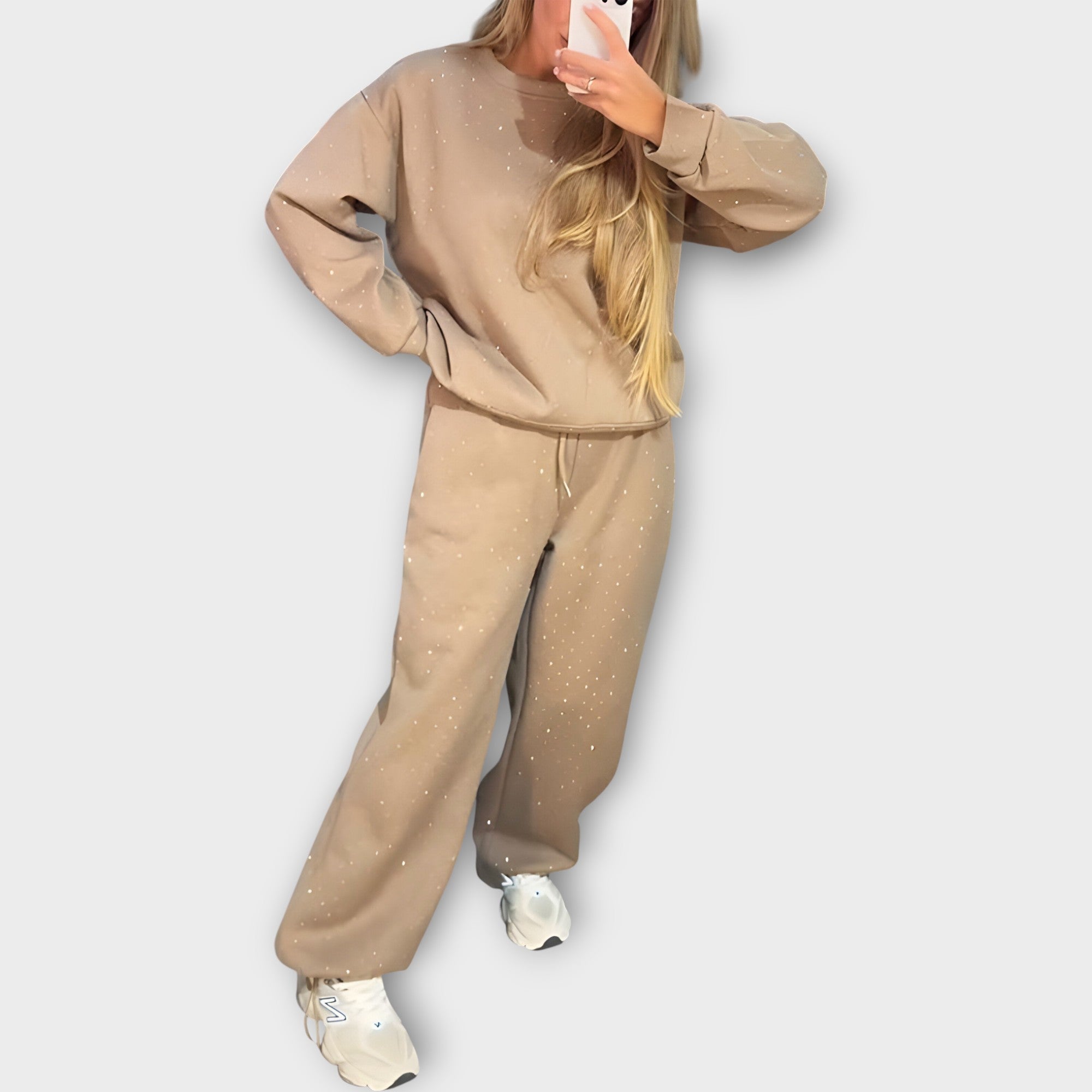 Elegantni komplet s bleščicami