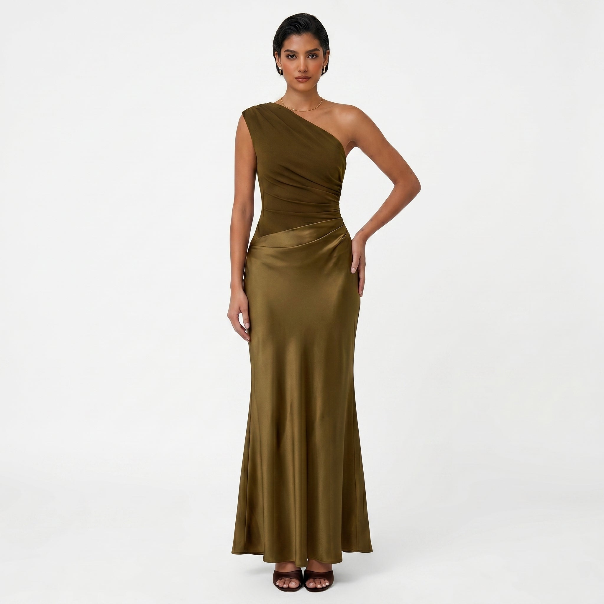 Marília – Elegant Pleated Dress