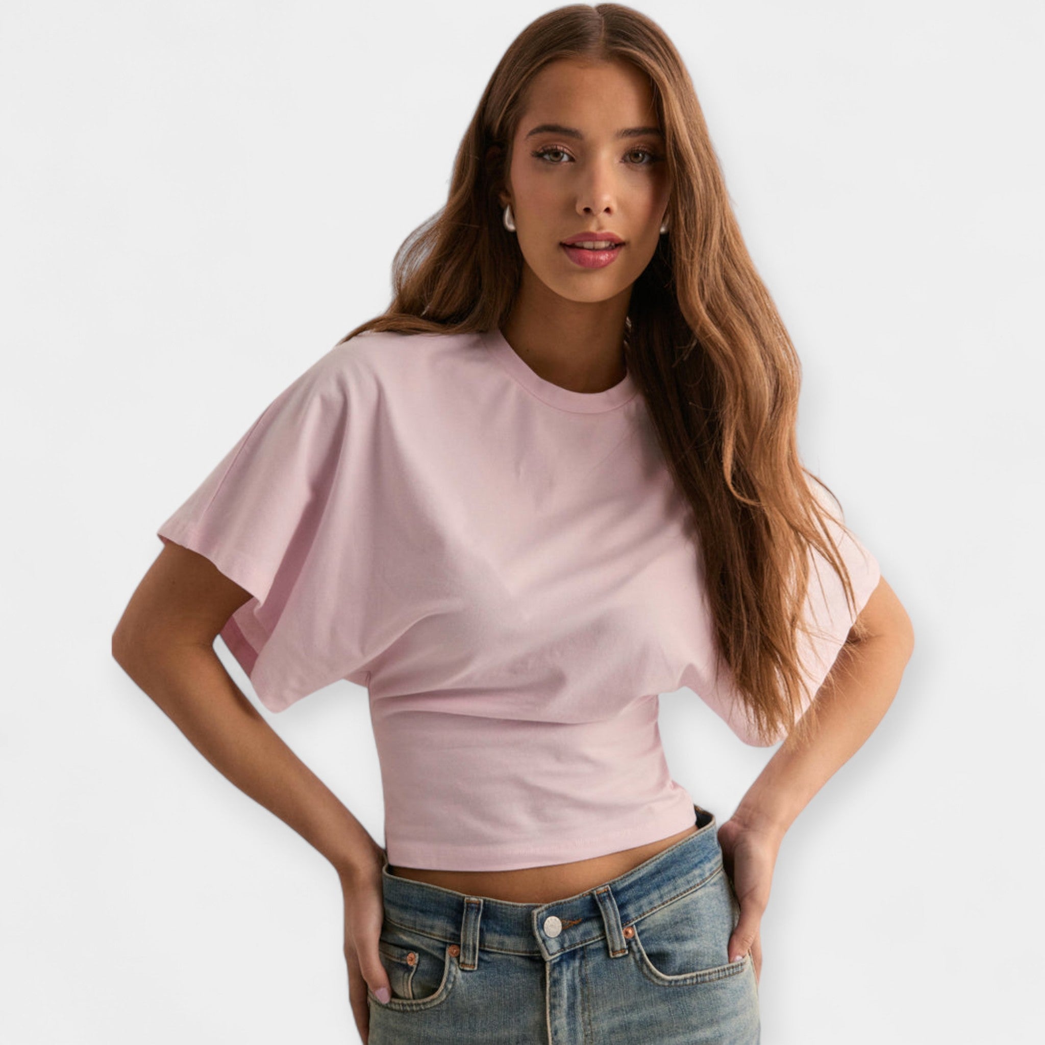 Pulover z udobnimi širokimi rokavi