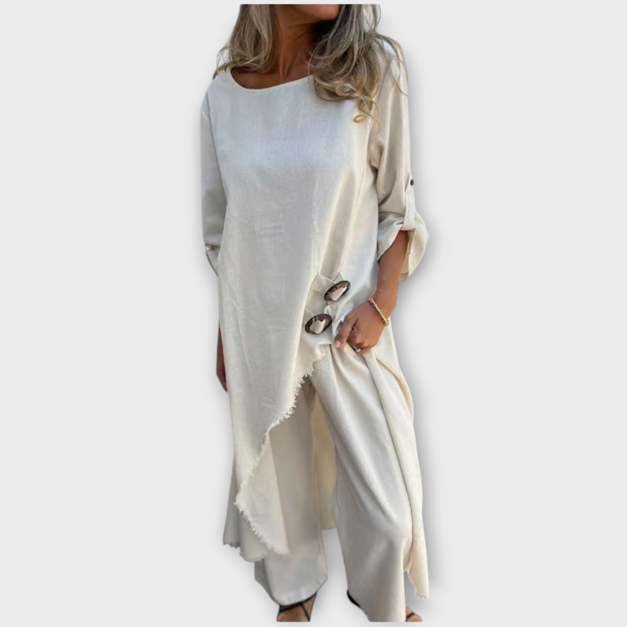 Udoben dvodelni laneni komplet